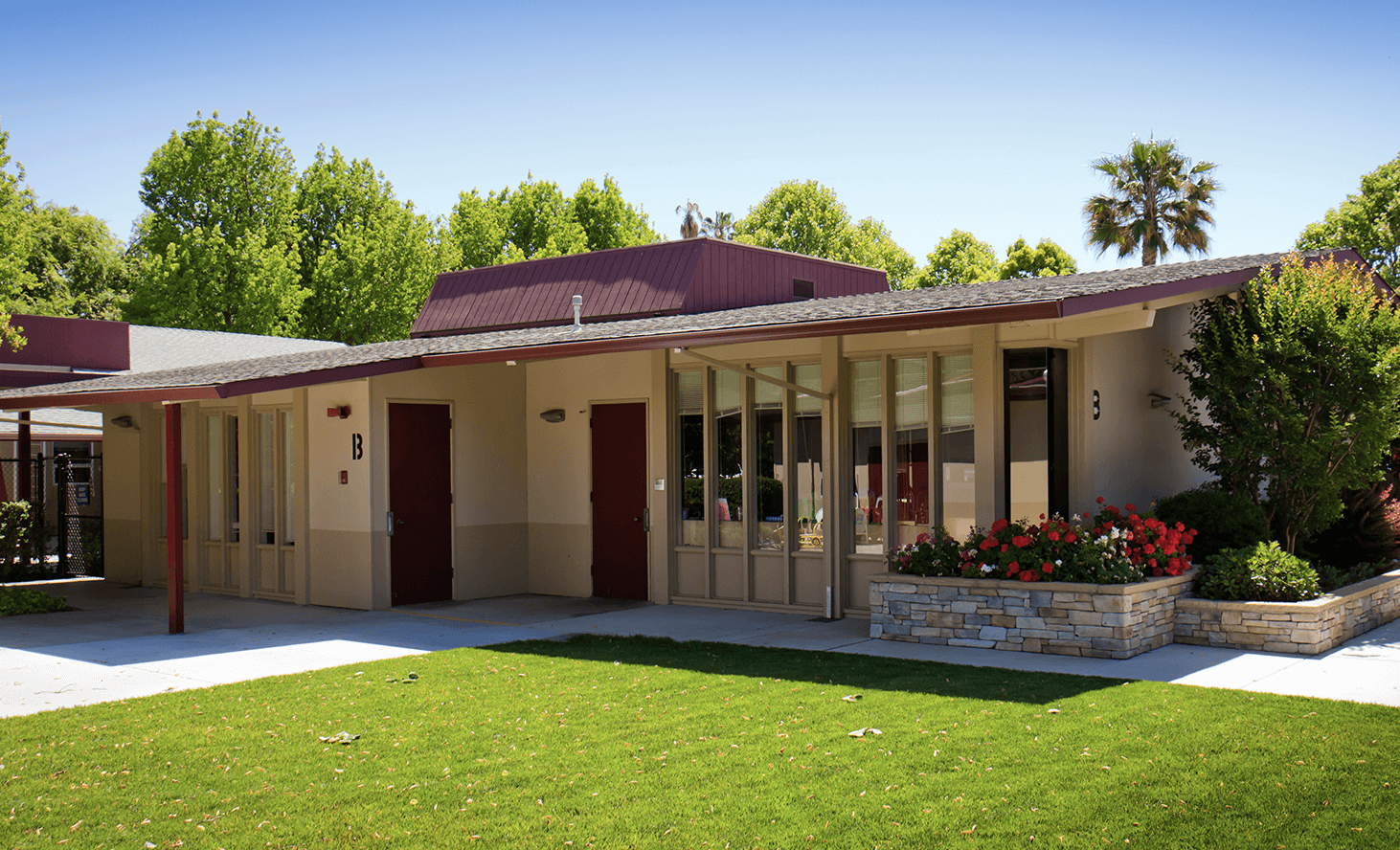 Campus Exterior | Challenger School - Middlefield | Private School In Palo Alto, California